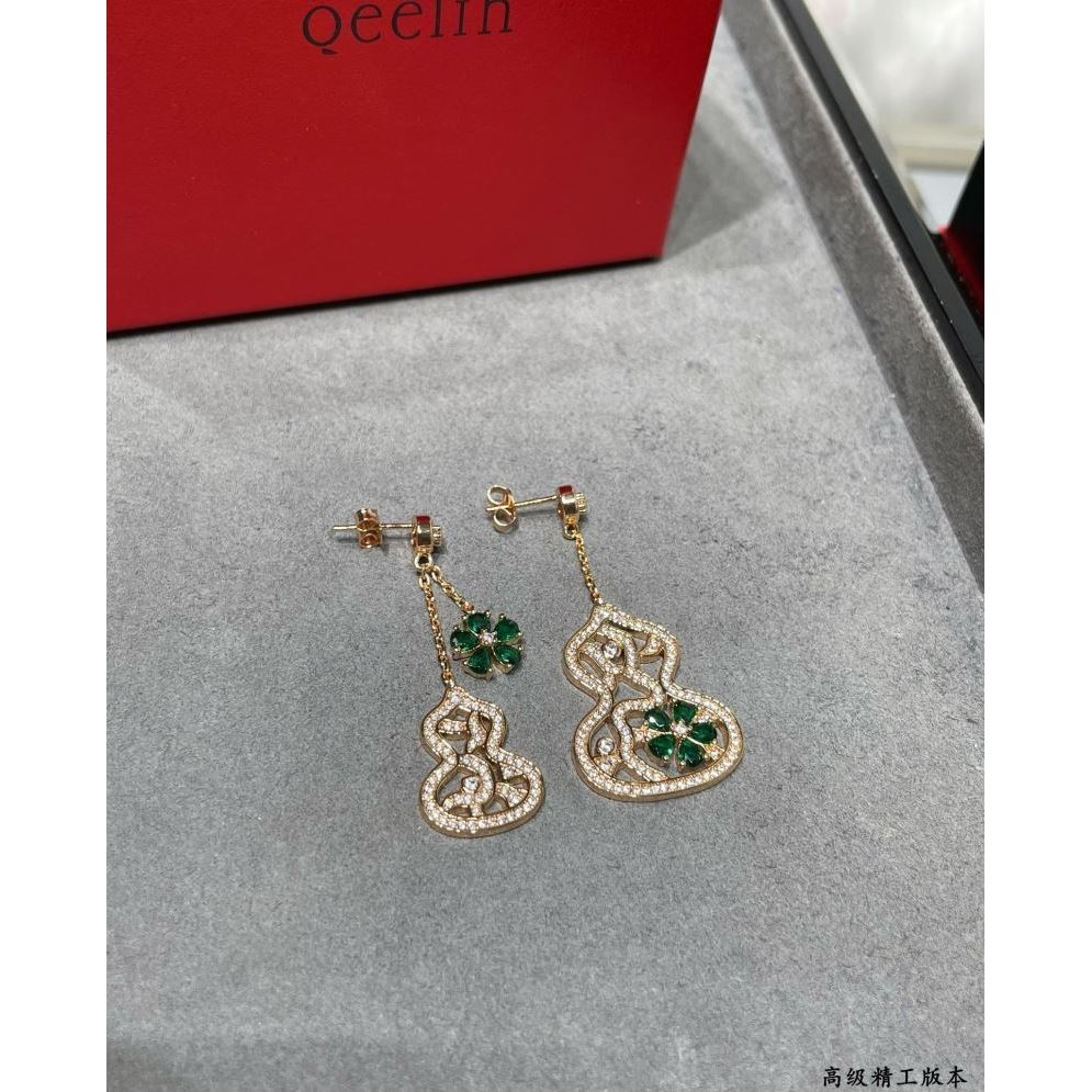 Qeelin Earrings - Click Image to Close